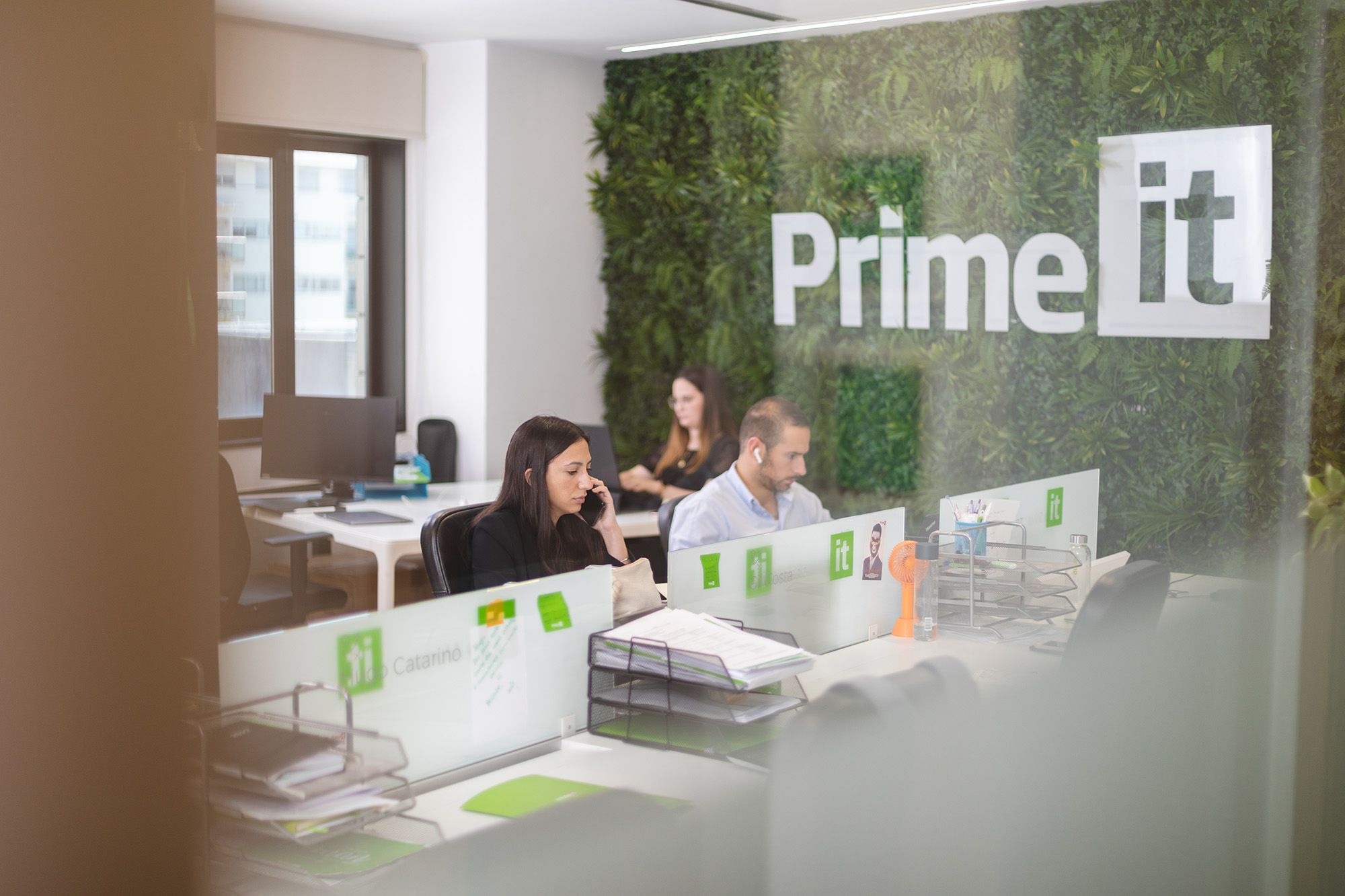 ¿Cómo pueden las soluciones informáticas poner en marcha tu negocio?